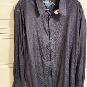 Men’s XL Robert Graham shirt